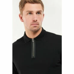 Barbour International Barbour® Black Volt Zip Polo Shirt -Barbour International Shop unnamed file 1152
