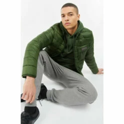 Barbour International Barbour® International Green Bowsden Baffle Quilted Jacket 4 Barbour International Barbour® International Green Bowsden Baffle Quilted Jacket -Barbour International Shop unnamed file 745